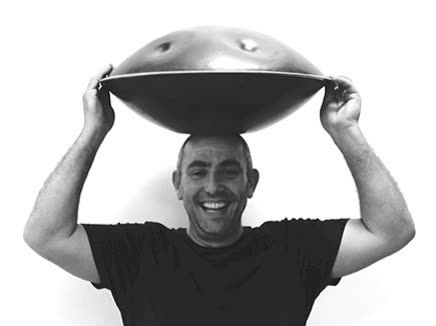 Simon Wood, handpan artist